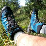 Dettaglio della Scarpa Marmolata Pro OD su prato